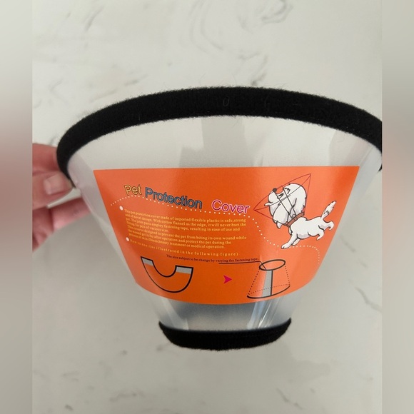Adjustable Pet Recovery Cone - XS (Under 10 Pounds) - NWT - Picture 2 of 4